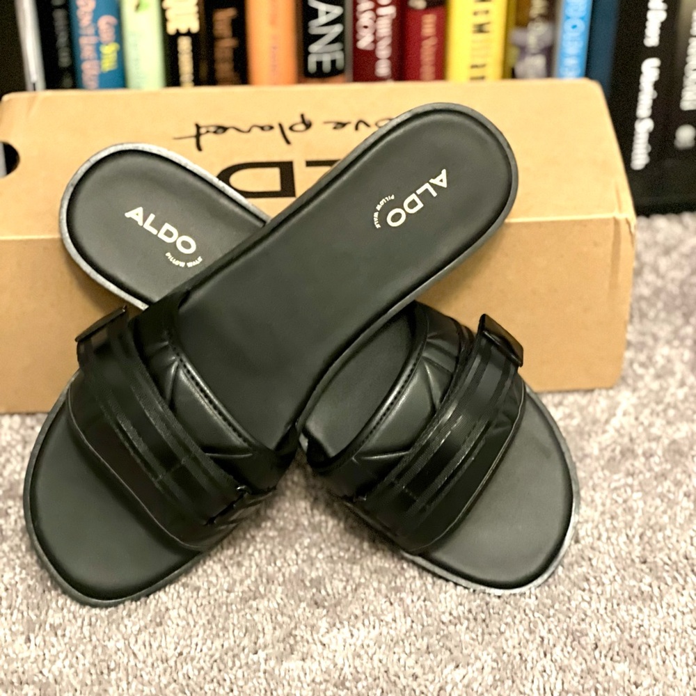 ALDO Casual flat slides w/adjustable strap, black, size 11. NEW
